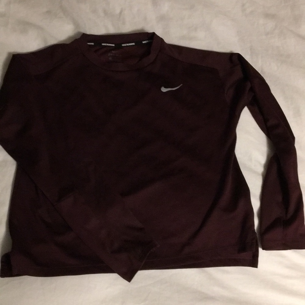Nike Dri-Fit Running Long Sleeve T-Shirt M Wine